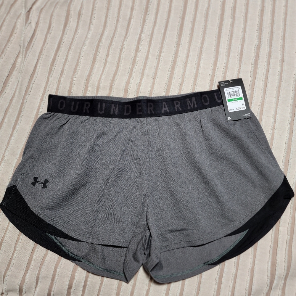 COPY - Under Armour shorts loose sz large
